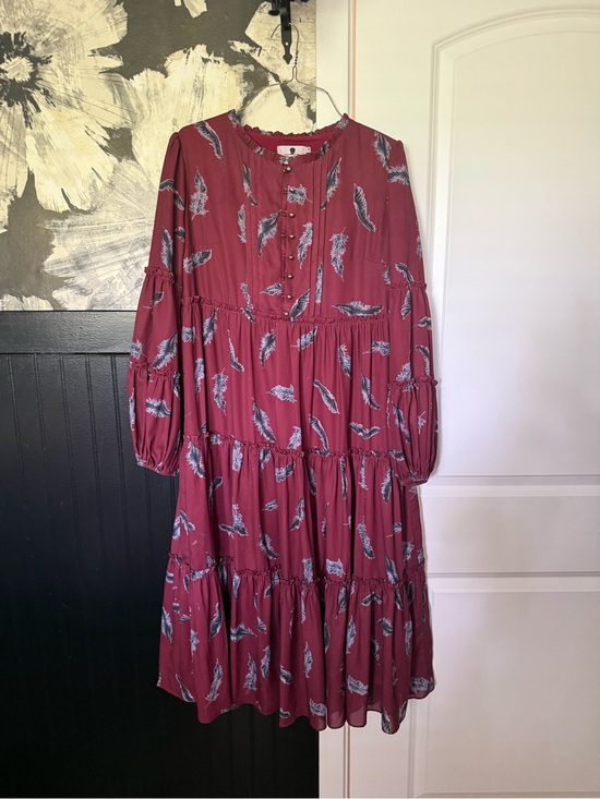 Dainty Jewells Dresses & Skirts - Dainty Jewells Burgundy Feather Print Tiered Midi Dress